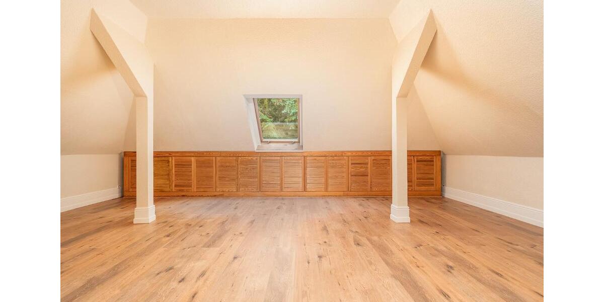 Villa Pasewalk - 8 Zimmer, 420 m&sup2;, 697.000&euro; | Angebot:26135400