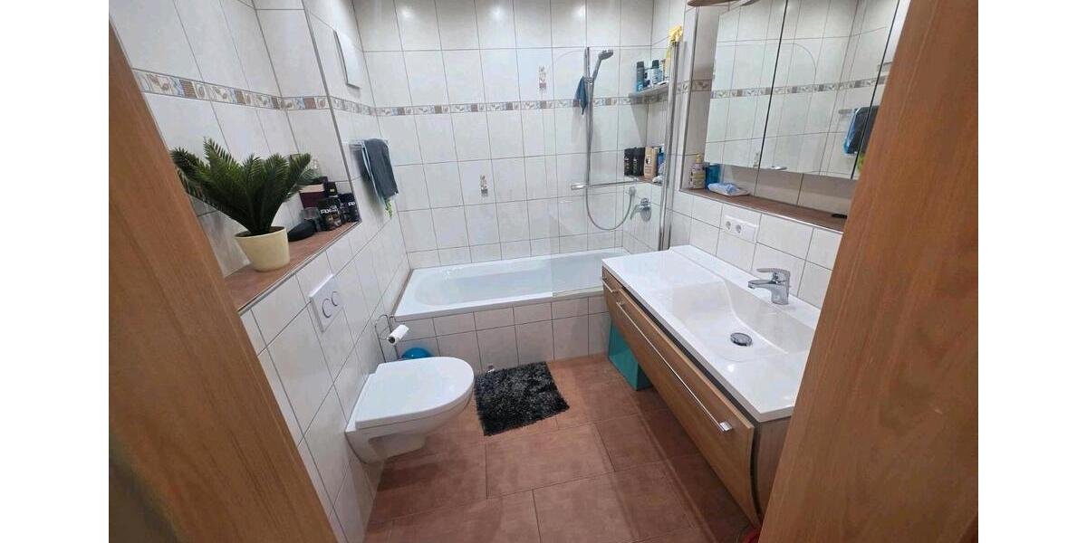 Erdgeschoßwohnung Tiefenbronn - 3 Zimmer, 82 m&sup2;, 280.000&euro; | Angebot:26876368