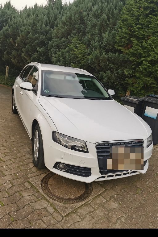 Audi A4 300.000 km 5.999 € Minden 32425