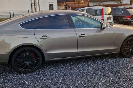 Audi A5 200.000 km 9.500 € Dortmund 44137