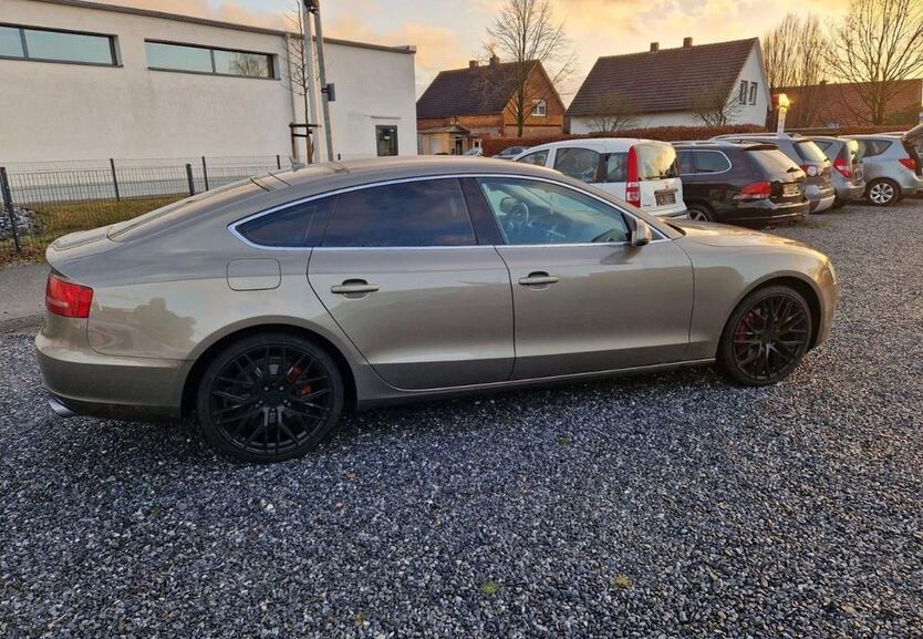 Audi A5 200.000 km 9.500 € Dortmund 44137