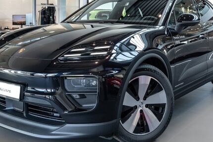 Porsche Macan 8.900 km 81.800 € Leipzig 04356