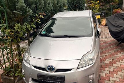 Toyota Prius 135.000 km 9.750 € Berlin 13591