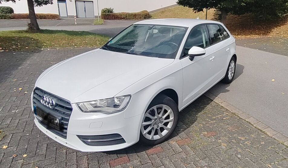 Audi A3 128.000 km 9.650 € Finnentrop 57413