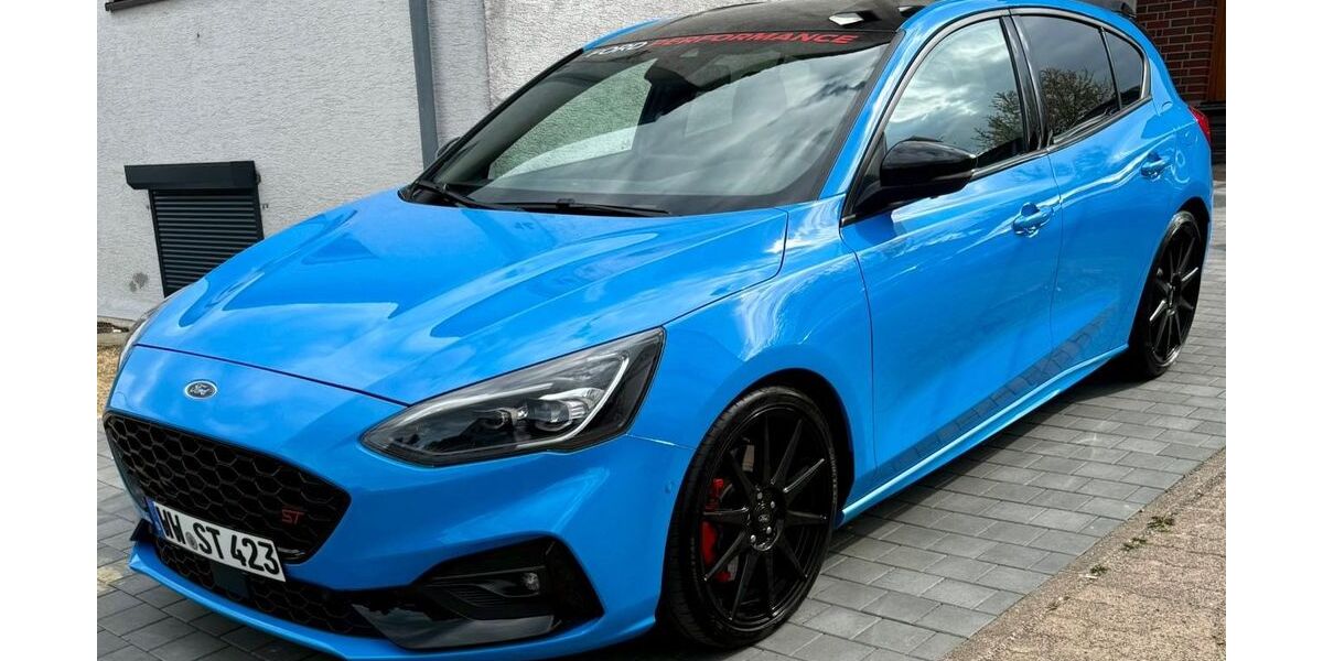 Ford Focus 42.000 km 31.990 &euro; Ransbach-Baumbach 56235