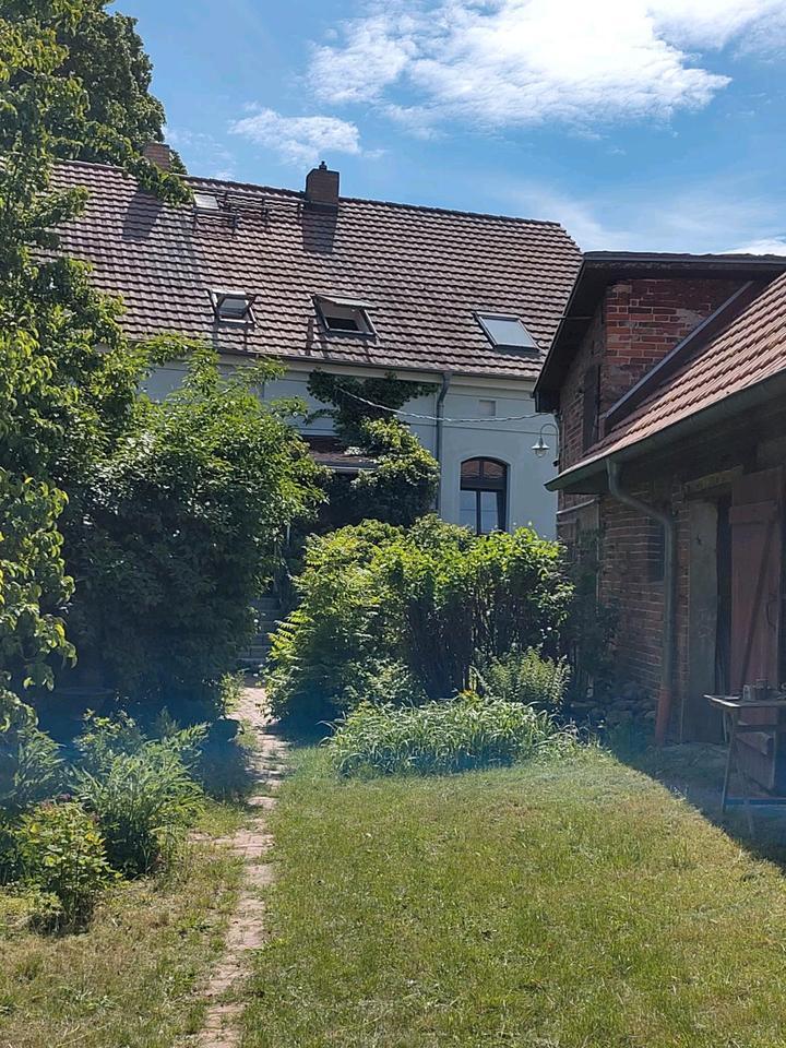 Hofstelle in Altwriezen mit Nebengelass