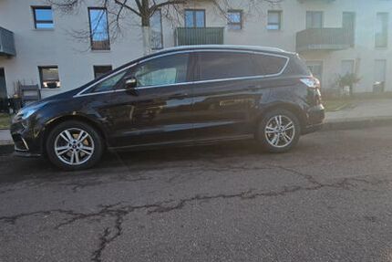 Ford S-Max 244.500 km 9.400 &euro; Berlin 10999