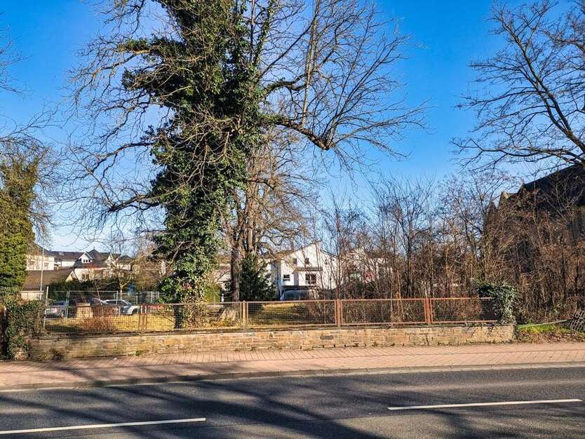 Grundstück zu verkaufen in Bad Breisig 385.000 € 2013 m²