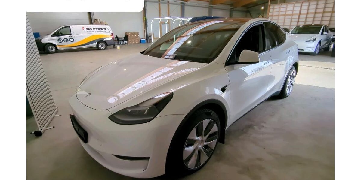 Tesla Model Y 63.425 km 33.950 &euro; Steinbach-Hallenberg OT Herges-Hallenberg 98587