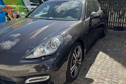 Porsche Panamera 132.000 km 28.900 &euro; Berlin 12309
