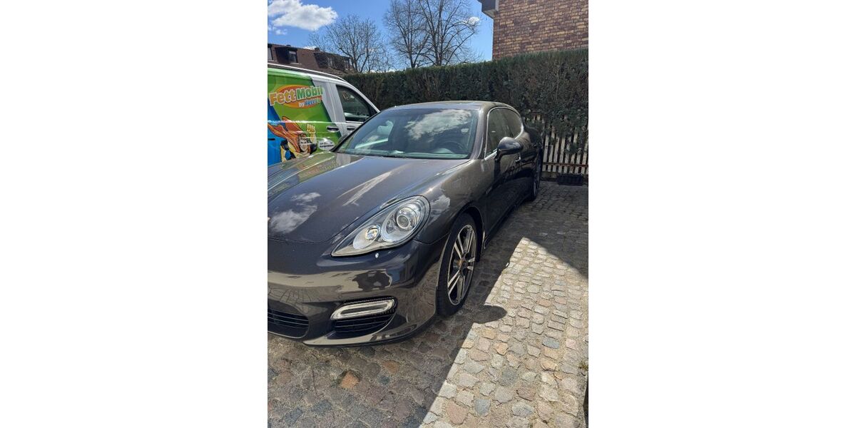 Porsche Panamera 132.000 km 28.900 &euro; Berlin 12309