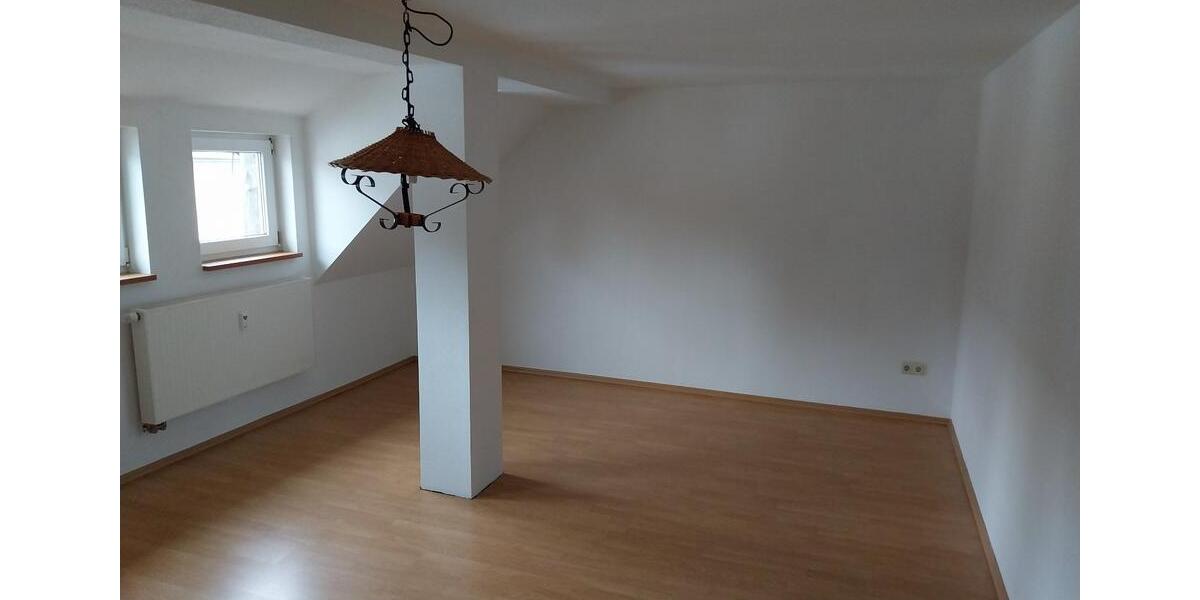Etagenwohnung Neusalza-Spremberg Spremberg - 3 Zimmer, 95 m&sup2;, 499&euro; | Angebot:24100152