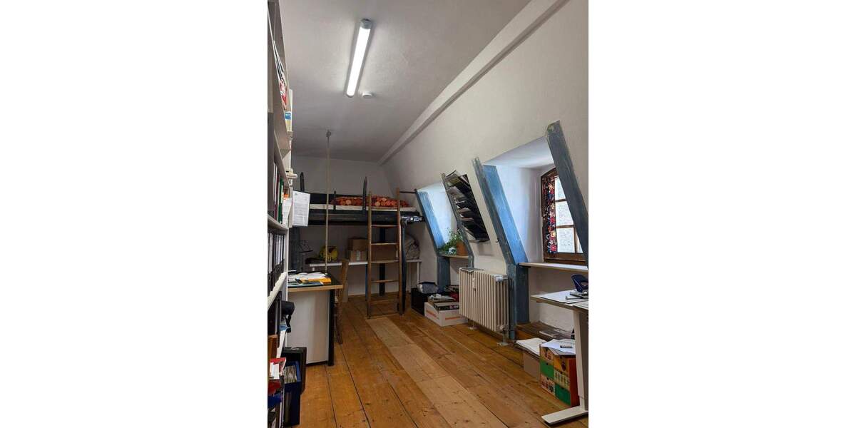 Etagenwohnung Meißen - 5 Zimmer, 148 m&sup2;, 320.000&euro; | Angebot:25822466