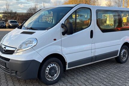 Opel Vivaro 187.000 km 5.499 &euro; Marktredwitz 95615