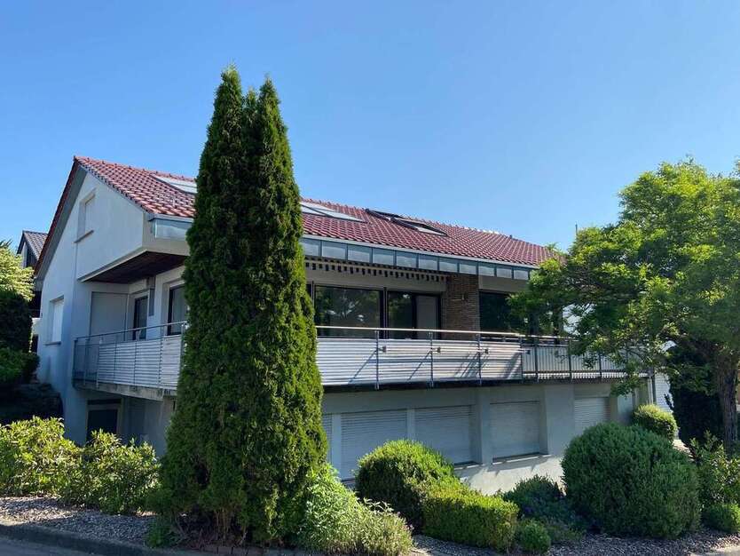 Haus zum Kaufen in Gärtringen 768.000 € 252 m²