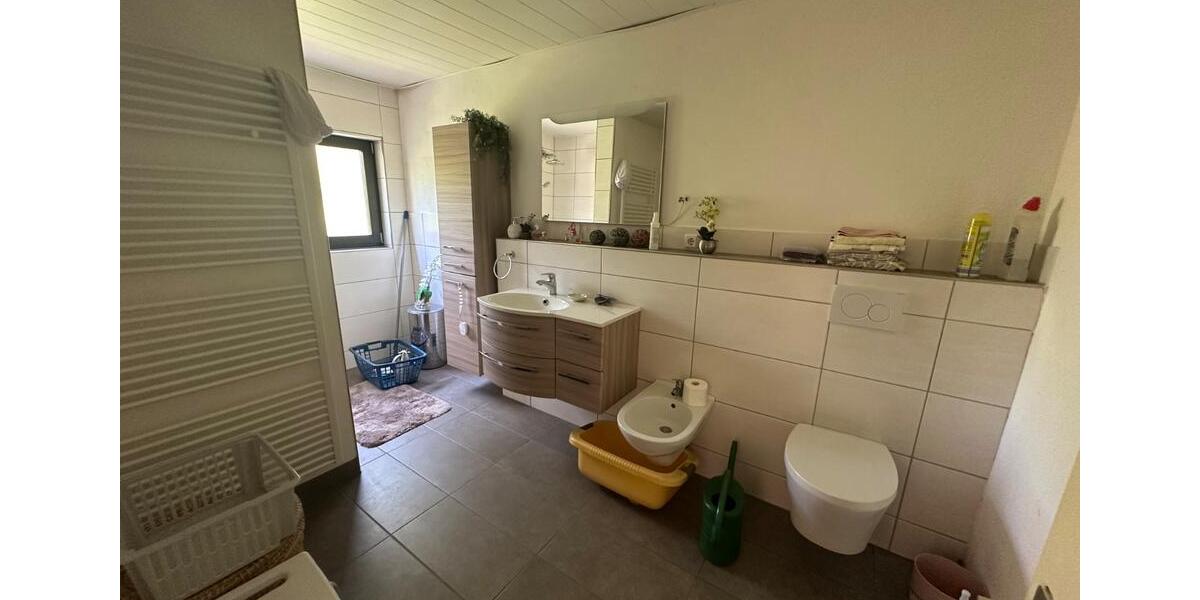 Einfamilienhaus Wadgassen - 7 Zimmer, 141 m&sup2;, 220.000&euro; | Angebot:26951364