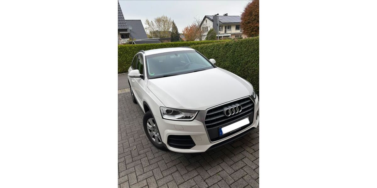 Audi Q3 95.000 km 13.990 &euro; Detmold 32758