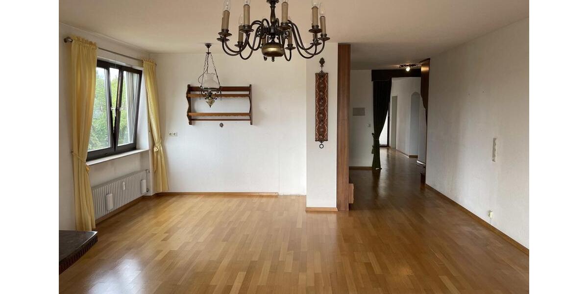 Etagenwohnung Staufen im Breisgau - 4 Zimmer, 117 m&sup2;, 469.000&euro; | Angebot:27092136