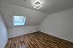 Dachgeschoßwohnung Ampfing - 3 Zimmer, 83 m&sup2;, 700&euro; | Angebot:26366343