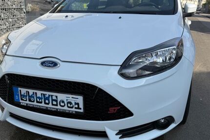 Ford Focus 149.000 km 9.600 &euro; Bruchsal 76646