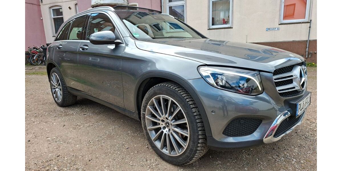 Mercedes-Benz GLC 250 60.500 km 28.700 &euro; Laboe 24235