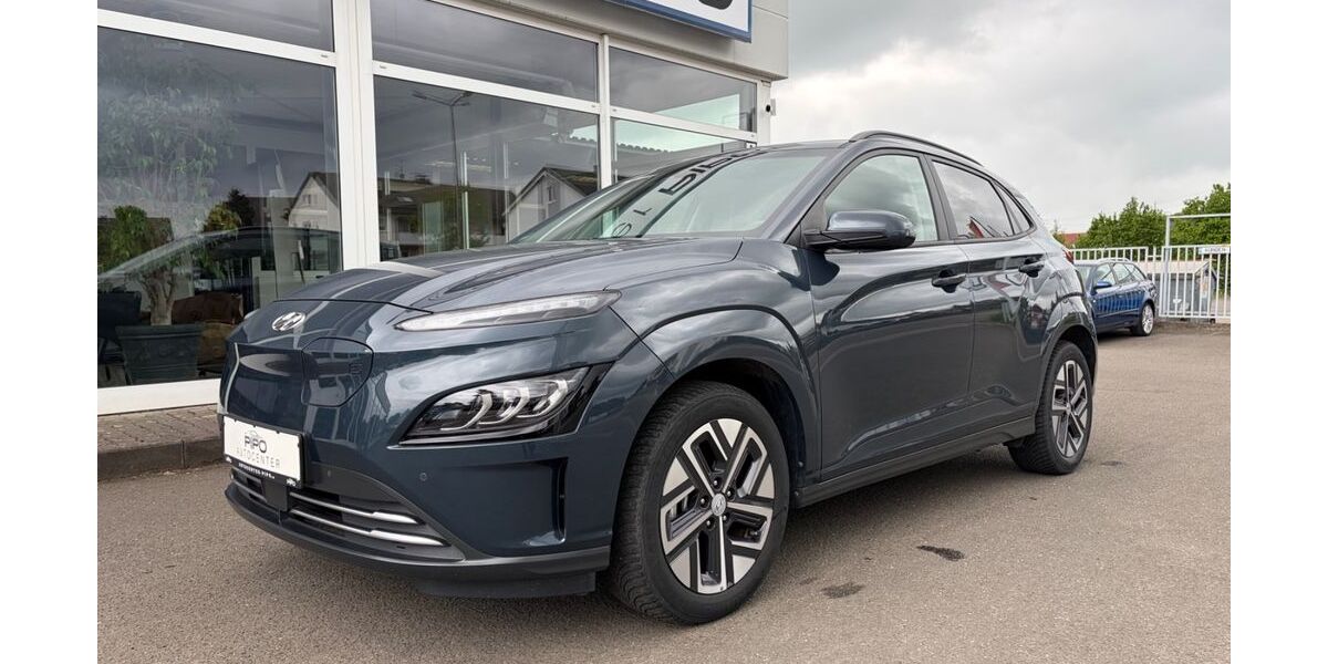 Hyundai KONA Elektro 27.000 km 21.470 &euro; Ramstein-Miesenbach 66877