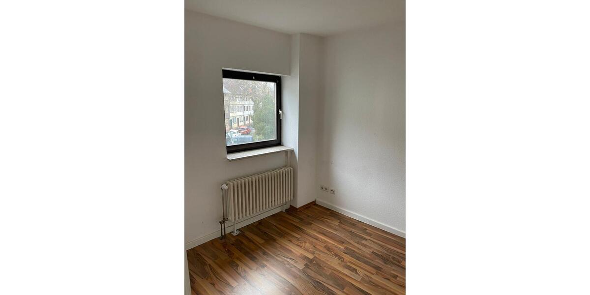 Etagenwohnung Schmalkalden - 3 Zimmer, 94 m&sup2;, 650&euro; | Angebot:26647267