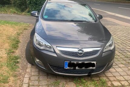 Opel Astra 196.000 km 2.990 &euro; Heimbach 52396