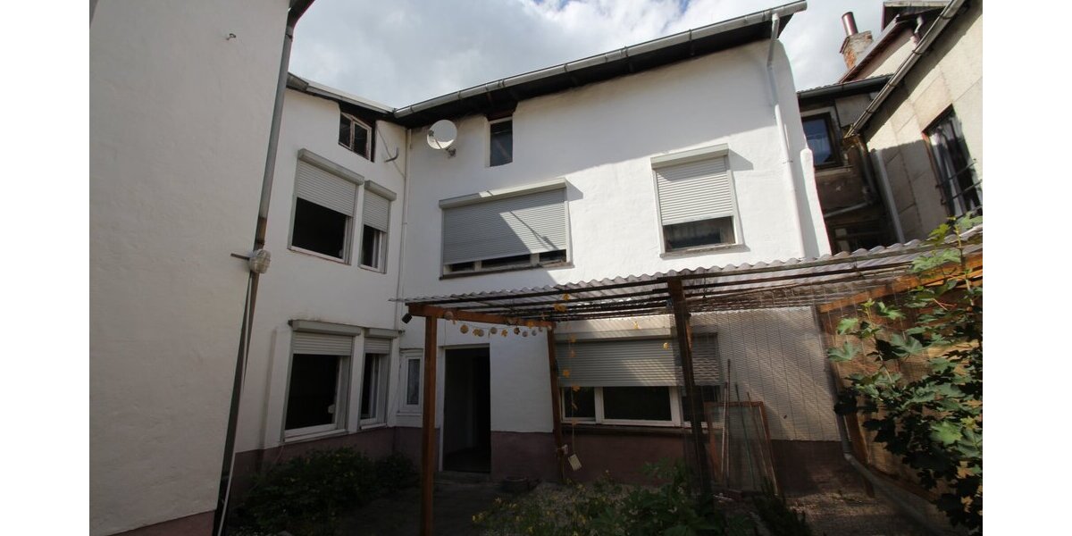 Waltershausen, 2 Familienhaus mit Anbau - Zweifamilienhaus Waltershausen | Angebot:20674820