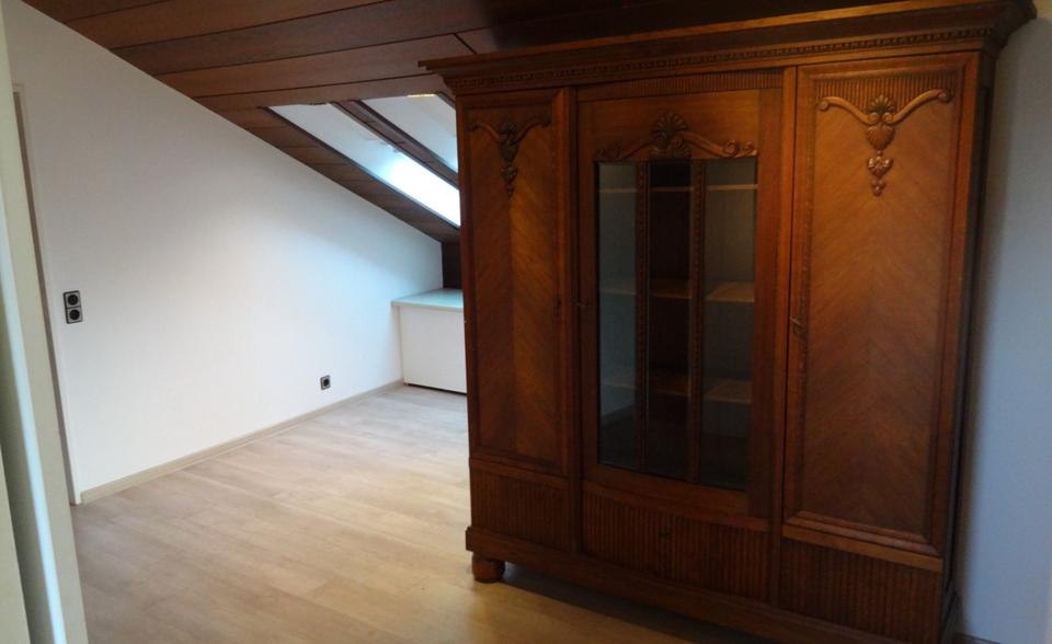 Dachgeschoßwohnung Schloß Holte-Stukenbrock Stukenbrock - 3 Zimmer, 65 m&sup2;, 590&euro; | Angebot:25394224