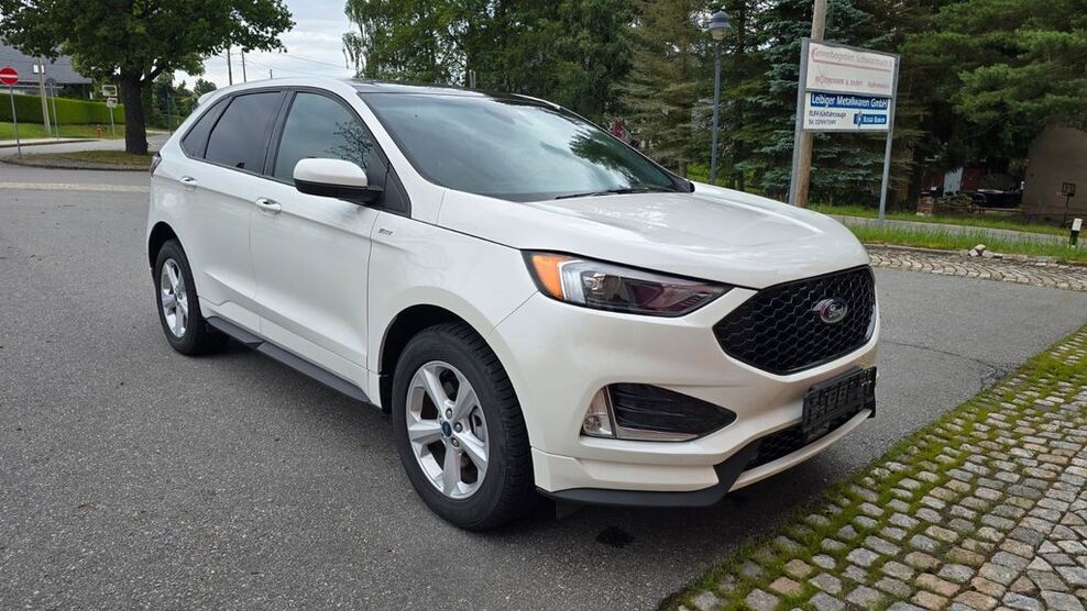 Ford Edge 33.000 km 32.990 € Schwarzbach 09481