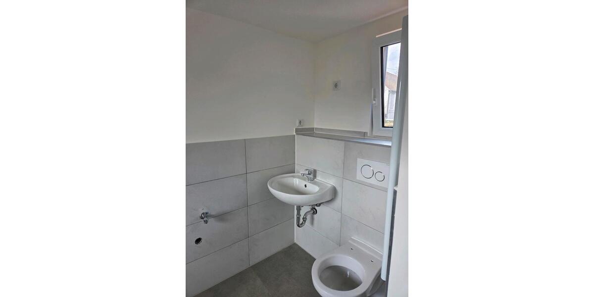 Etagenwohnung Reutlingen - 4 Zimmer, 85 m&sup2;, 1.200&euro; | Angebot:25446936