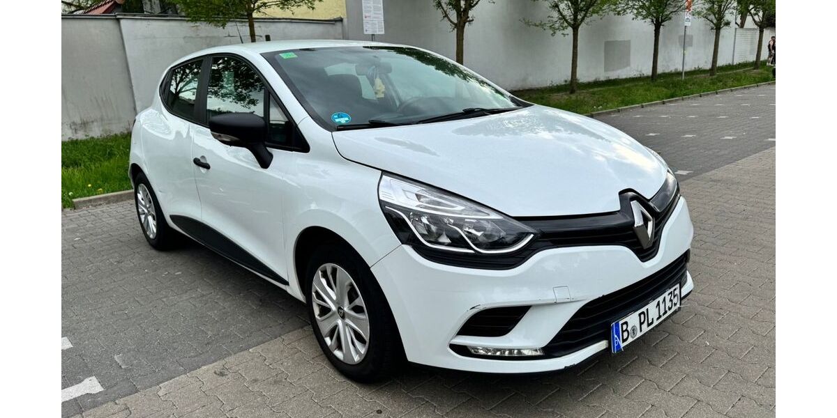 Renault Clio 120.000 km 5.300 &euro; Berlin 10115
