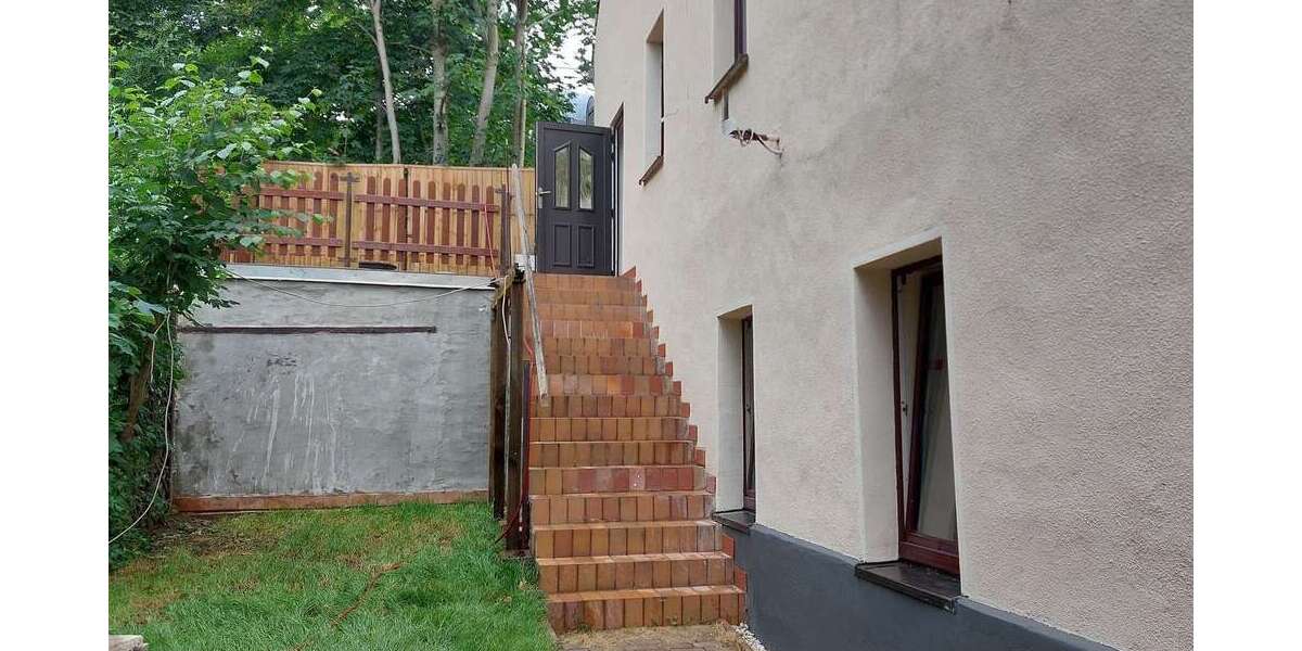 Einfamilienhaus Stollberg - 8 Zimmer, 155 m&sup2;, 60.000&euro; | Angebot:26689868