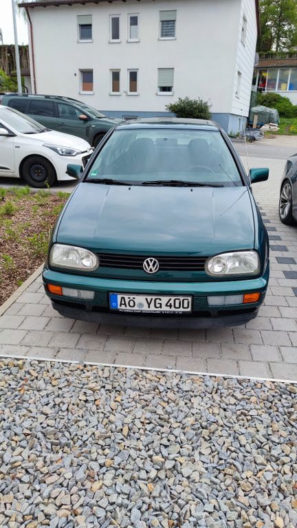 VW Golf 140.000 km 2.500 € Burgkirchen 84508