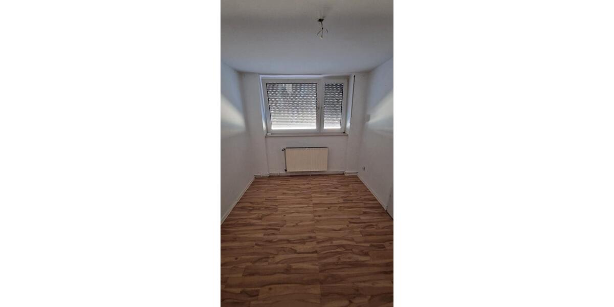 Erdgeschoßwohnung Rodenberg - 7.5 Zimmer, 165 m&sup2;, 1.000&euro; | Angebot:26394121