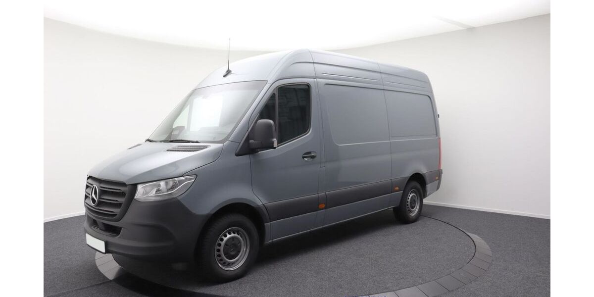Mercedes-Benz Sprinter 25.430 km 51.300 &euro; Flensburg 24941