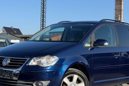 VW Touran 217.015 km 2.999 &euro; Breitenbach 37327