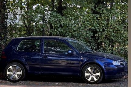 VW Golf 220.080 km 2.000 &euro; Hamburg 22117
