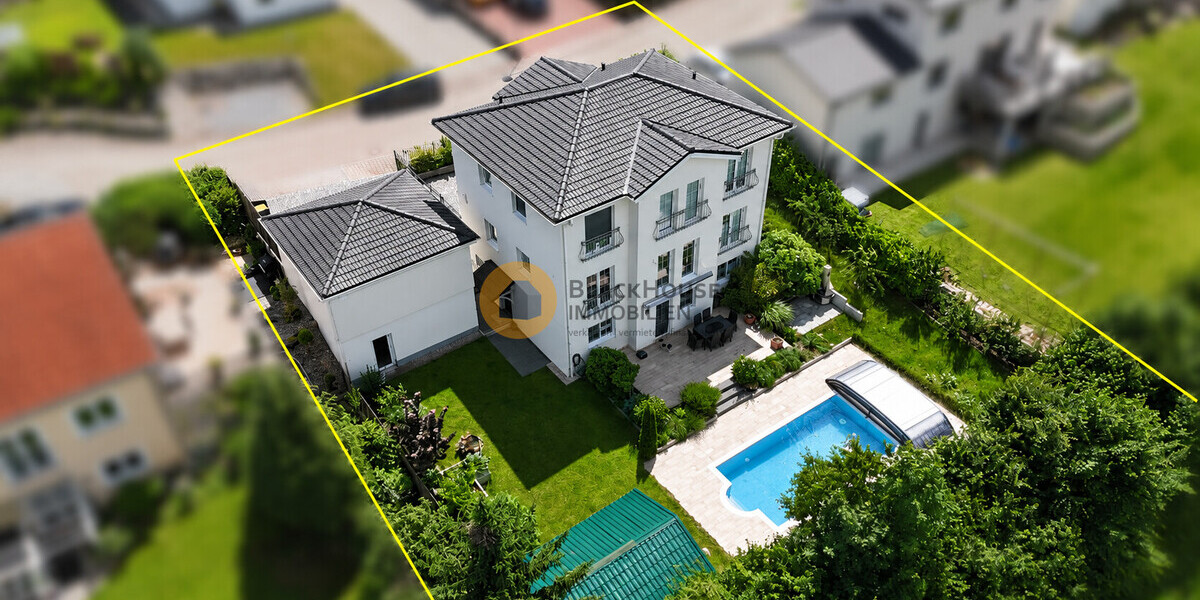Walmdachhaus mit Einliegerwohnung, Doppelgarage, Bj. 2020, Salzwasserpool mit Gegenstromanlage - Einfamilienhaus Geisenhausen Geisenhausen | Angebot:26914490