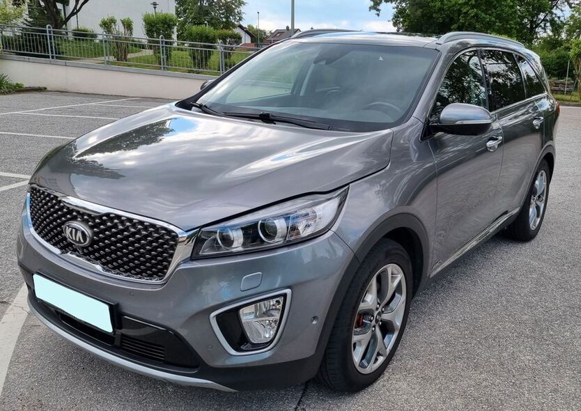 Kia Sorento 158.235 km 18.700 € Passau 94036