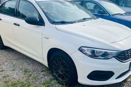 Fiat Tipo 74.737 km 8.900 &euro; Jena 07743