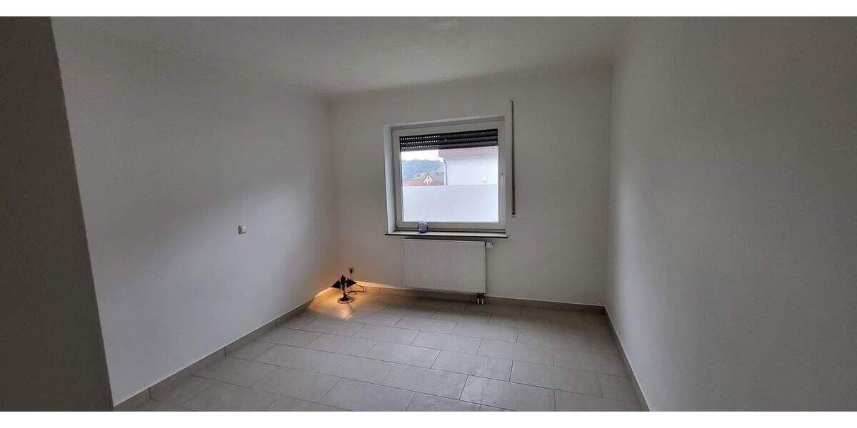 Etagenwohnung Brotterode-Trusetal Trusetal - 4 Zimmer, 90 m&sup2;, 99.900&euro; | Angebot:25881041