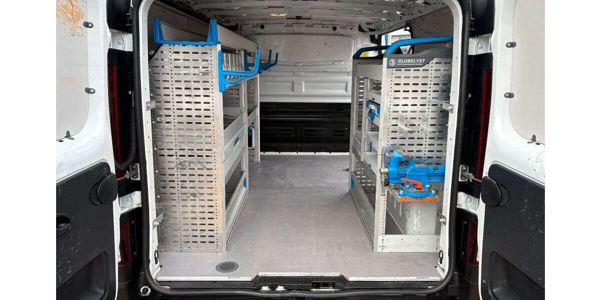 Opel Vivaro 98.424 km 13.600 &euro; Sindelfingen 71065