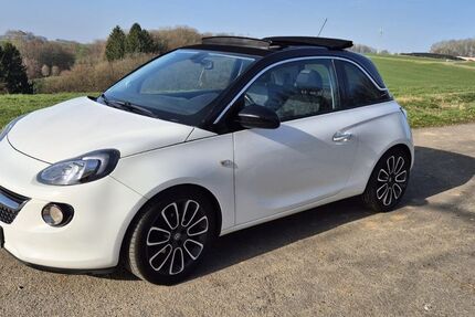 Opel Adam 101.187 km 8.350 &euro; Much 53804