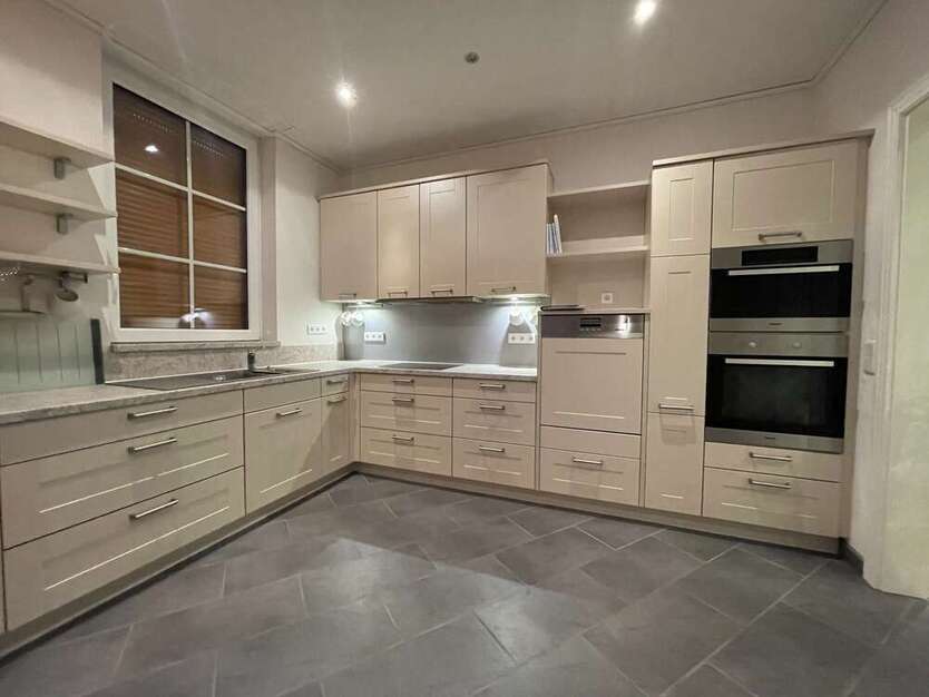 Wohnung zum Mieten in Sonneberg 950 € 113 m²