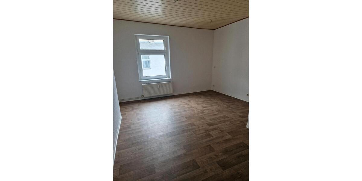 Etagenwohnung Bad Freienwalde (Oder) - 2 Zimmer, 57 m&sup2;, 500&euro; | Angebot:26481411