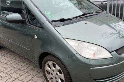 Mitsubishi Colt 197.656 km 2.750 &euro; Berlin 12099