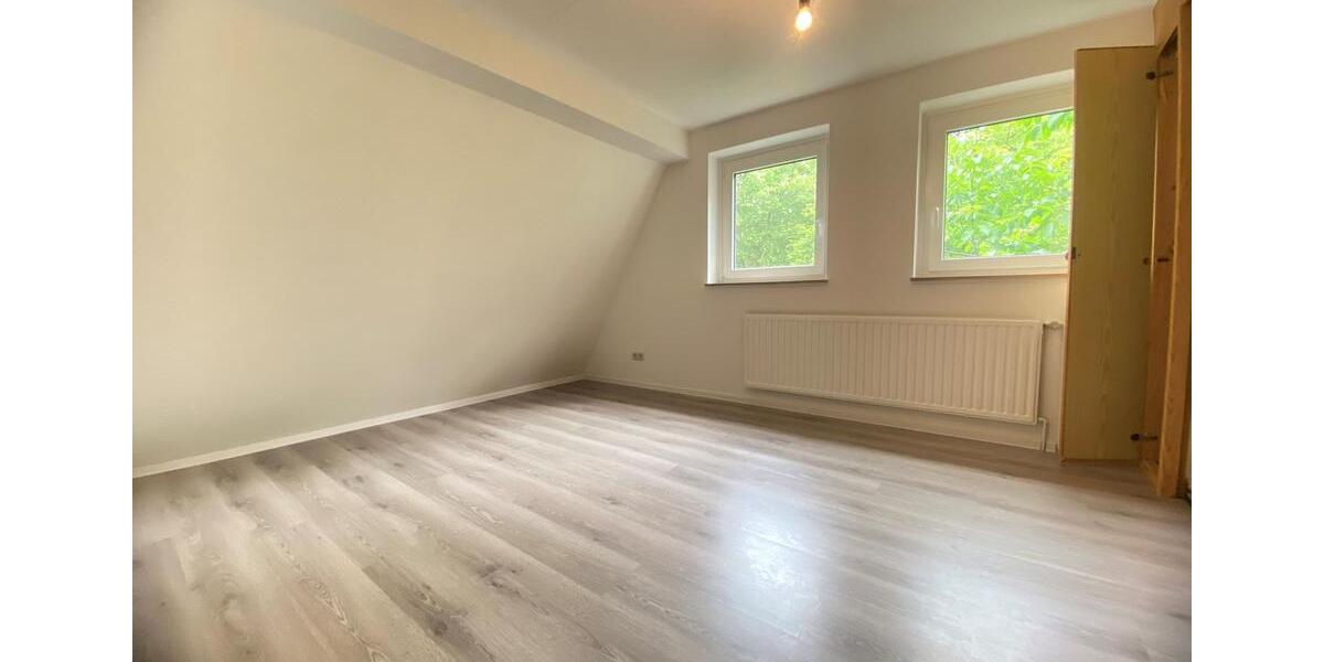 Etagenwohnung Bremen Huchting - 4 Zimmer, 114 m&sup2;, 1.250&euro; | Angebot:26676600