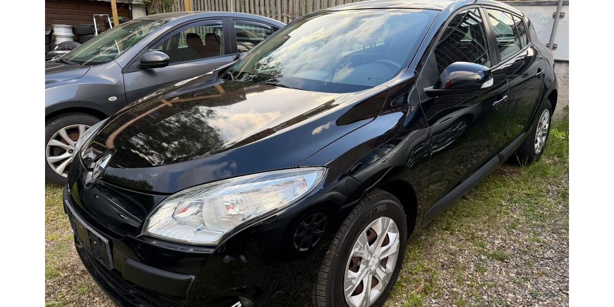 Renault Megane 132.000 km 2.990 &euro; Oberhausen (Sterkrade) 46149